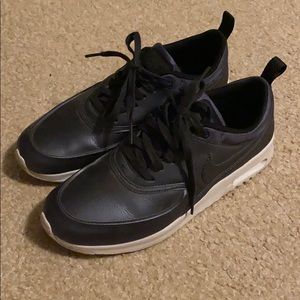 Nike Air Max Thea: Special Edition